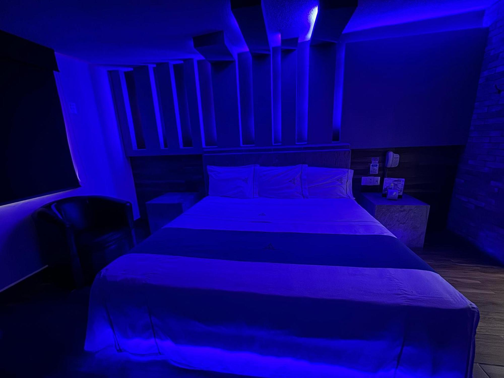 Hotel Bataclan 테믹스코 외부 사진