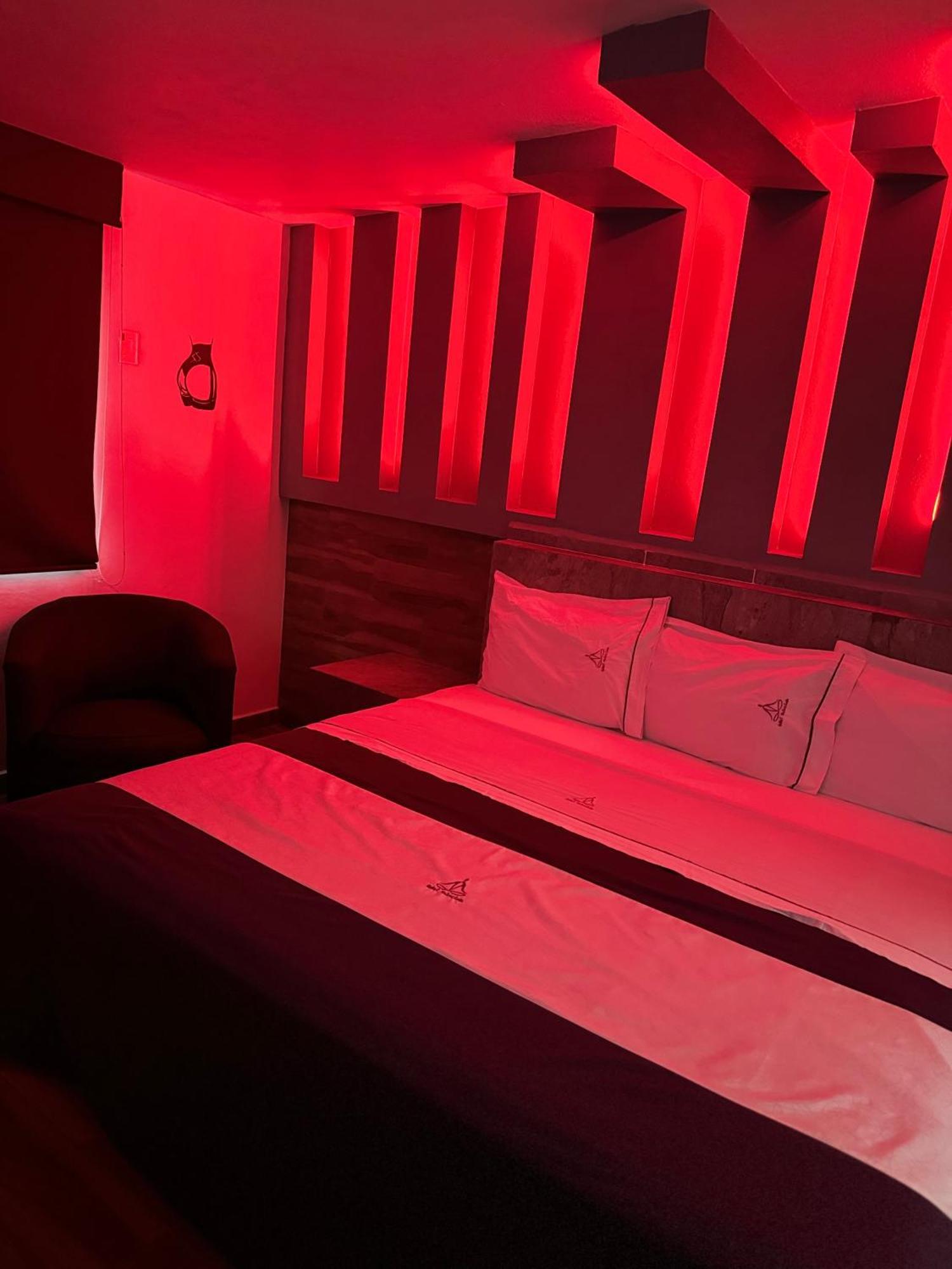 Hotel Bataclan 테믹스코 외부 사진